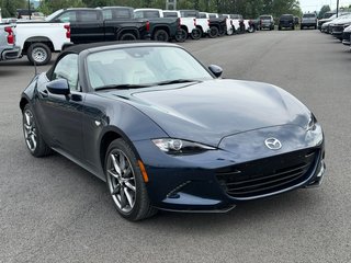 Mazda MX-5  2022 à Plessisville, Québec - 15 - w320h240px