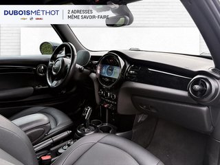 2024 MINI Convertible in Plessisville, Quebec - 20 - w320h240px