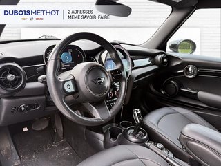 2024 MINI Convertible in Plessisville, Quebec - 24 - w320h240px