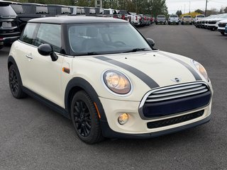 2014 MINI Cooper Hardtop in Plessisville, Quebec - 9 - w320h240px