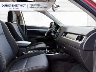 2017 Mitsubishi Outlander in Victoriaville, Quebec - 17 - w320h240px