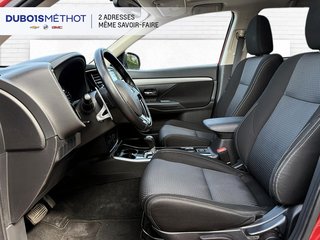 2017 Mitsubishi Outlander in Victoriaville, Quebec - 20 - w320h240px