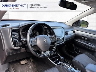 2017 Mitsubishi Outlander in Victoriaville, Quebec - 24 - w320h240px