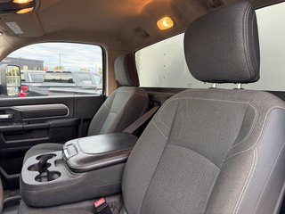 Ram 5500 Chassis  2019 à Victoriaville, Québec - 14 - w320h240px