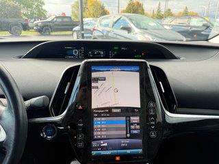 2017 Toyota Prius Prime in Victoriaville, Quebec - 14 - w320h240px