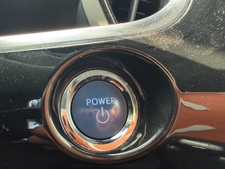 2017 Toyota Prius Prime in Victoriaville, Quebec - 15 - w320h240px