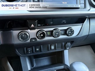 2017 Toyota Tacoma in Victoriaville, Quebec - 29 - w320h240px
