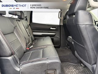 2017 Toyota Tundra in Plessisville, Quebec - 14 - w320h240px
