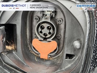 2023 Chevrolet Bolt EUV PREMIER, CUIR, 100% ELECTRIQUE, SIEGES VENTILÉS !! in Plessisville, Quebec - 3 - w320h240px