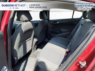 2017  Cruze LT, AUTOMATIQUE, SIEGES CHAUFFANTS, AUTOMATIQUE !! in Plessisville, Quebec - 5 - w320h240px