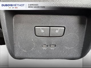 2025 Chevrolet Equinox EV in Victoriaville, Quebec - 14 - w320h240px