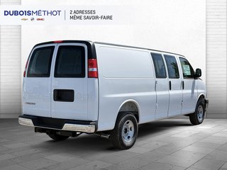 Chevrolet Express Cargo 2500 WT 155'' 2026 à Plessisville, Québec - 2 - w320h240px