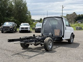 Chevrolet Express Cutaway 3500  2025 à Victoriaville, Québec - 6 - w320h240px