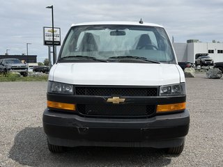 Chevrolet Express Cutaway 3500  2025 à Victoriaville, Québec - 2 - w320h240px
