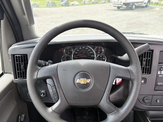 Chevrolet Express Cutaway 3500  2025 à Victoriaville, Québec - 14 - w320h240px