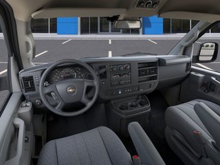 2025 Chevrolet Express Passenger 3500 LT 155'' in Victoriaville, Quebec - 5 - w320h240px