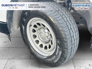 2023 Chevrolet Silverado 1500 WORK TRUCK, 6 PLACES, 2.7L TURBO, 4X4 !!! in Plessisville, Quebec - 2 - w320h240px