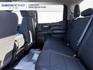 2026 Chevrolet Silverado 1500 Custom Trail Boss in Victoriaville, Quebec - 5 - w320h240px