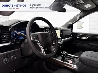 Chevrolet Silverado 1500 RST 2026 à Victoriaville, Québec - 4 - w320h240px