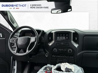 Chevrolet SILVERADO 2500 HD CUSTOM 2025 à Plessisville, Québec - 5 - w320h240px