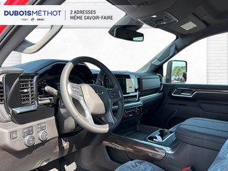 Chevrolet SILVERADO 2500 HD LT 2025 à Victoriaville, Québec - 4 - w320h240px
