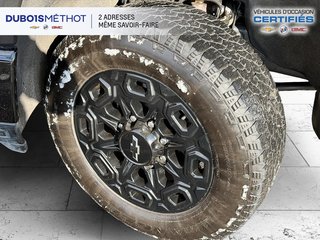 Chevrolet Silverado 2500HD LT, MIDNIGHT, DURAMAX V8 6.6L DIESEL, 4X4 Z71 !!! 2024 à Victoriaville, Québec - 4 - w320h240px