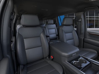 2025 Chevrolet Suburban LT in Victoriaville, Quebec - 6 - w320h240px