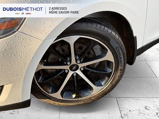 Ford Taurus SEL, AWD V6 3.5L, CUIR, TOIT !!! 2015 à Victoriaville, Québec - 2 - w320h240px