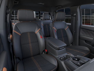 2025 GMC Canyon AT4 in Plessisville, Quebec - 6 - w320h240px