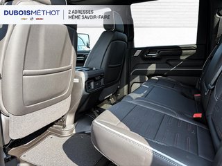 2025 GMC SIERRA 2500 AT4X CREW CAB 4RM AT4X in Victoriaville, Quebec - 5 - w320h240px