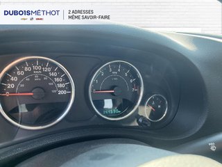Jeep Wrangler SPORT MANUEL, V6 3.6L 4X4 !!! 2016 à Plessisville, Québec - 5 - w320h240px