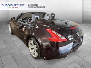 2011  370Z TOURING, CONVERTIBLE, V6 3.7L !!! in Victoriaville, Quebec - 5 - w320h240px