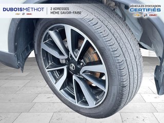Nissan Rogue SL, AWD, CUIR, TOIT, GPS, BOSE !!! 2017 à Victoriaville, Québec - 2 - w320h240px