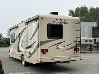 Thor Motor Coach RQ29 VR CLASSE C, CAMPER THOR, 2017 à Victoriaville, Québec - 4 - w320h240px