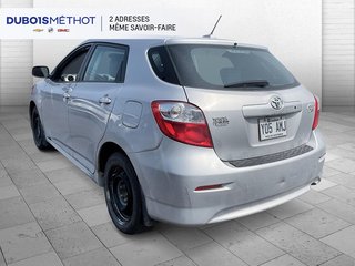 2010 Toyota Matrix XR, AIR CLIMATISEE, MANUEL VITRES ET DOORLOCKS !!! in Victoriaville, Quebec - 5 - w320h240px