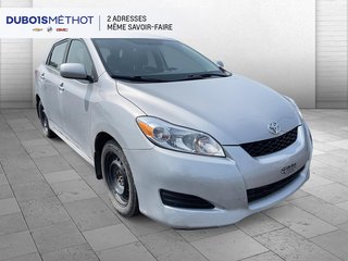 2010 Toyota Matrix XR, AIR CLIMATISEE, MANUEL VITRES ET DOORLOCKS !!! in Victoriaville, Quebec - 2 - w320h240px