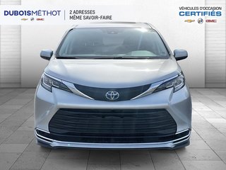 Toyota Sienna XLE AWD, 2.5L, MINI-VAN, 7 PASSAGERS !!! 2021 à Plessisville, Québec - 4 - w320h240px