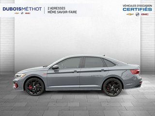 2024 Volkswagen Jetta GLI TOIT PANORAMIQUE, CUIR, SIEGES CHAUFFANT VENTILE ! in Victoriaville, Quebec - 5 - w320h240px