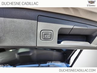 Cadillac XT4 AWD  2023 à Alma, Québec - 9 - w320h240px