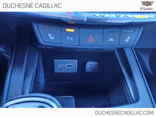 Cadillac XT4 AWD  2023 à Alma, Québec - 22 - w320h240px