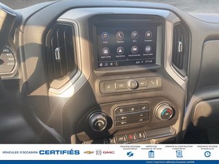 Chevrolet Silverado 1500 4WD crew cab  2020 à Alma, Québec - 11 - w320h240px