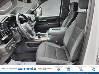 Chevrolet Silverado 1500 4WD crew cab  2022 à Alma, Québec - 12 - w320h240px