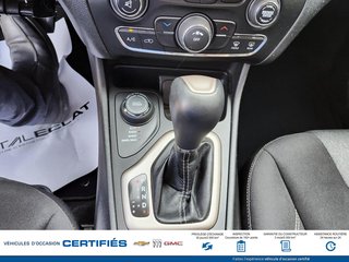 Jeep Cherokee  2017 à Alma, Québec - 12 - w320h240px