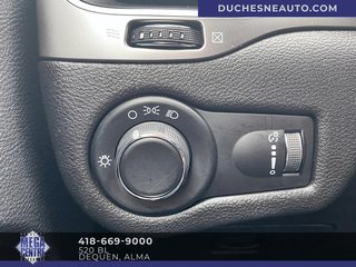 Jeep Cherokee  2019 à Alma, Québec - 17 - w320h240px