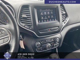 Jeep Cherokee  2019 à Alma, Québec - 11 - w320h240px