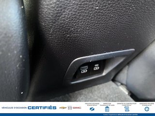 Toyota COROLLA CROSS  2022 à Alma, Québec - 14 - w320h240px