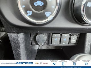 Toyota COROLLA  2016 à Alma, Québec - 18 - w320h240px