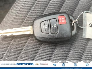 2018 Toyota Yaris 5-dr in Alma, Quebec - 23 - w320h240px