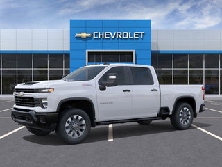 2025 Chevrolet Silverado 2500HD Custom in La Malbaie, Quebec - 2 - w320h240px