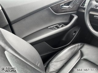 2019 Audi Q8 in Granby, Quebec - 13 - w320h240px